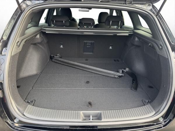 Hyundai i30 Kombi Advantage Privat & Gewerbe  100PS Automatik Navi, Klima, dig. Cockpit sofort verfügbar