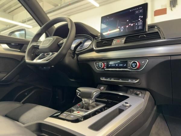 Audi SQ5 TDI quattro AHK Matrix LED Bang & Olufsen air suspension