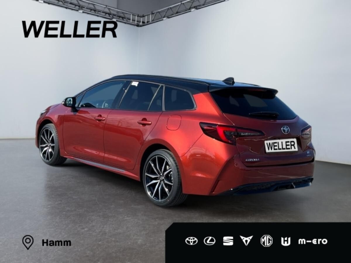 Toyota Corolla 2.0 Hybrid TS GR Sport *LED*CAM* Toyota Corolla 2.0 Hybrid TS GR Sport *LED*CAM*