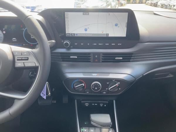 Hyundai i20 Trend  7-Gang-DCT Automatik*SOFORT VERFÜGBAR*NAVI*RÜCKFAHRKAMERA*CARPLAY*SITZHEIZUNG