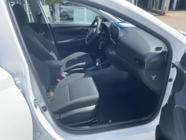 Hyundai i20 Trend  7-Gang-DCT Automatik*SOFORT VERFÜGBAR*NAVI*RÜCKFAHRKAMERA*CARPLAY*SITZHEIZUNG