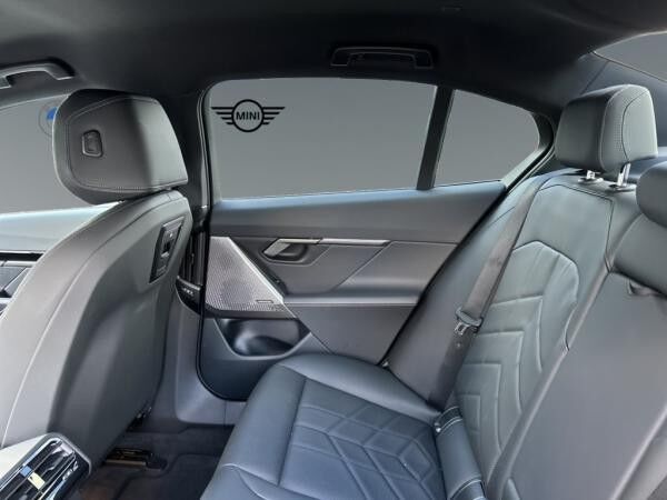 BMW 520 i Harman kardon*M Sportpaket*360 Kamera* uvm.