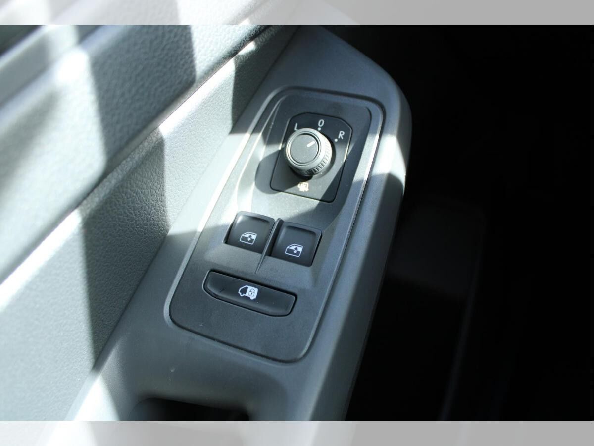 Ford Transit Connect Trend L1 Kasten AHK|FAHRER ASSI PK|KLIMA|TEMPOMAT|NAVIGATION|