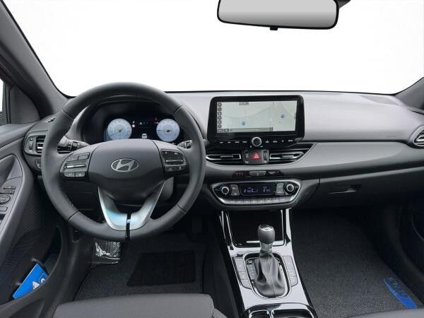 Hyundai i30 Kombi Advantage Privat & Gewerbe  100PS Plus Paket Automatik Navi, Klima, dig. Cockpit sofort verfüg