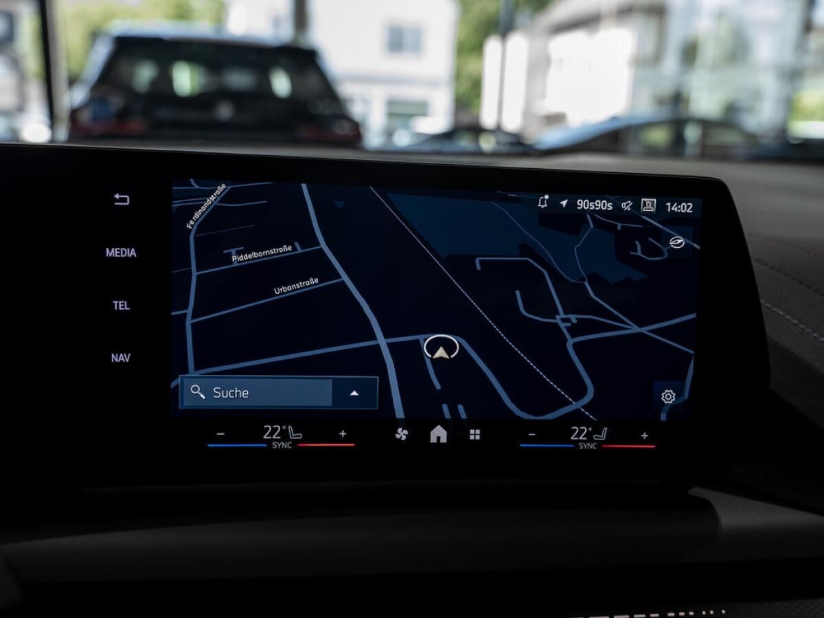 BMW 120 M-Sport LED NAVI KAMERA SHZ PDC KEYLESS
