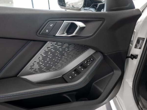 BMW 120 M-Sport LED NAVI KAMERA SHZ PDC KEYLESS