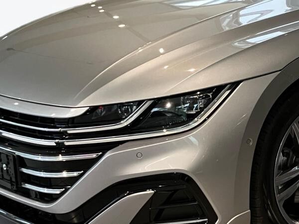 Volkswagen Arteon Shootingbrake R-LINE 2.0TSI DSG NP.69 ACC.5J-G.AHK.KAMERA.NAVI+VC.PANO.LED