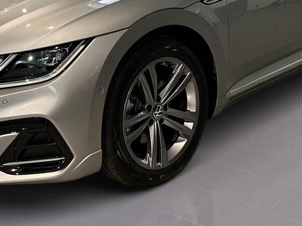 Volkswagen Arteon Shootingbrake R-LINE 2.0TSI DSG NP.69 ACC.5J-G.AHK.KAMERA.NAVI+VC.PANO.LED