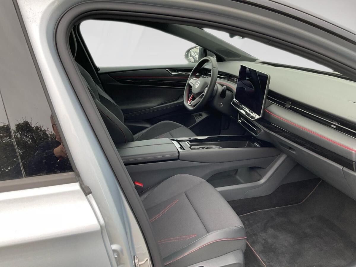 Volkswagen ID.7 Tourer GTX 4M NP.77T ACC.5J-G.WÄRMEPUMPE.AHK.AREA-VIEW.NAVI.HUD.LED.APP-C