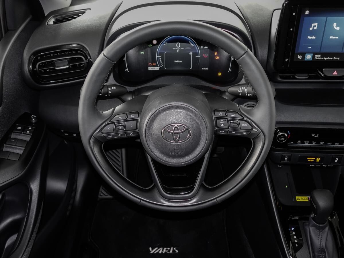 Toyota Yaris Hybrid Teamplayer +div.Farben+sofort *1,99%