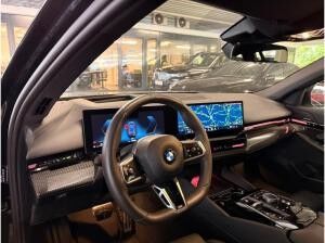 BMW 520 i M Sportpaket*AHK*Harman Kardon*360 Kamera* uvm.