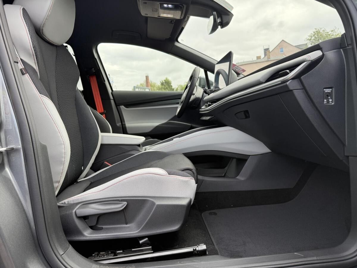 Skoda Elroq 85 82 kWh Batterie 210 kW 1-Gang-Automatik**AKTION**