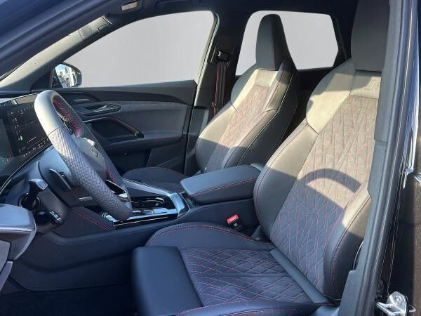 Audi Q5 e-hybrid quattro 270 kW S-line S tronic PANO  +TECH PRO + AHK + MEMORY +