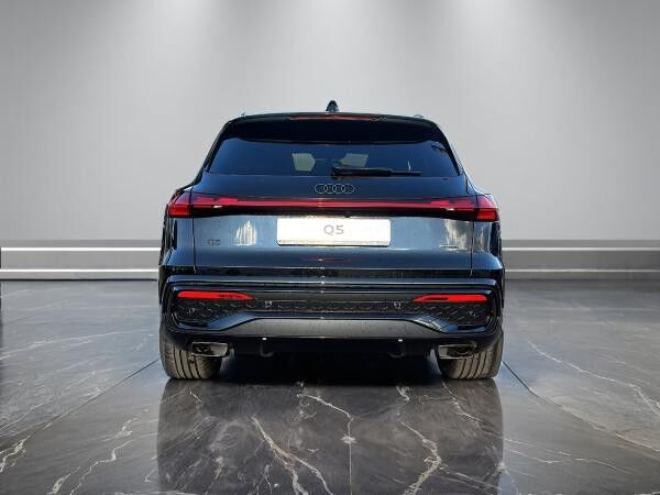 Audi Q5 e-hybrid quattro 270 kW S-line S tronic PANO  +TECH PRO + AHK + MEMORY +