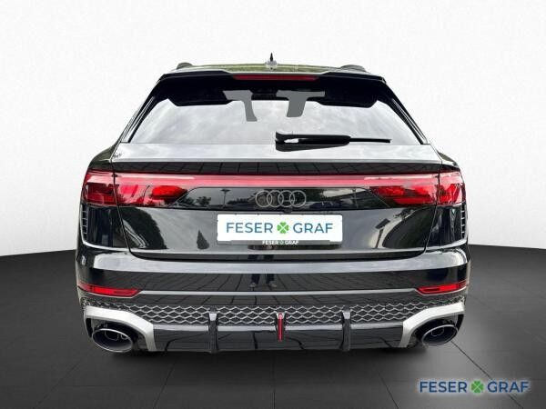 Audi RS Q8 SUV performance tiptronic
