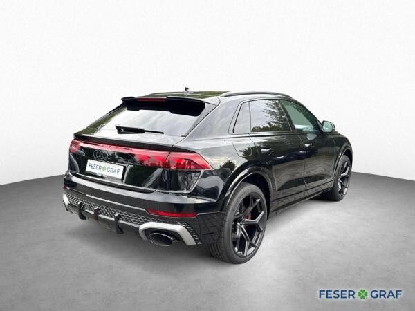 Audi RS Q8 SUV performance tiptronic