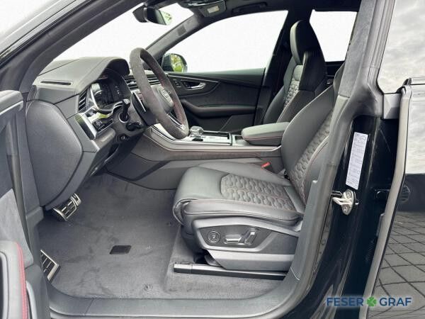Audi RS Q8 SUV performance tiptronic