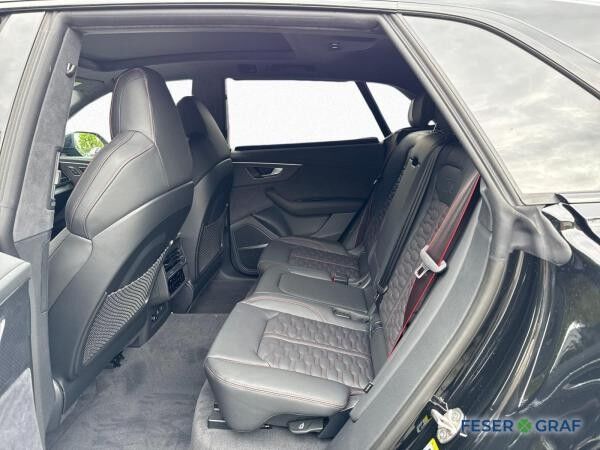 Audi RS Q8 SUV performance tiptronic