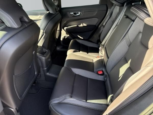 Volvo XC60 T8 Plug-in Hybrid AWD Plus Black Edition *sofort verfügbar*