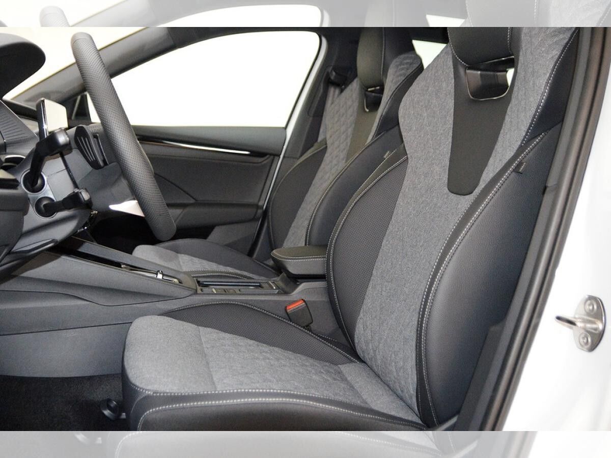 Skoda Octavia Combi 1.5 TSI mHEV DSG - Sportline