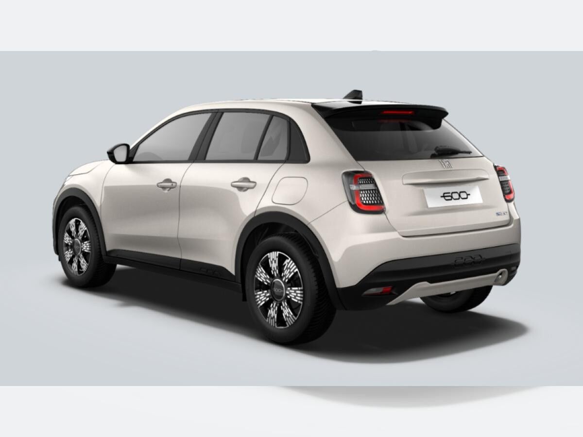 Fiat 600 110PS Hybrid Business Edition