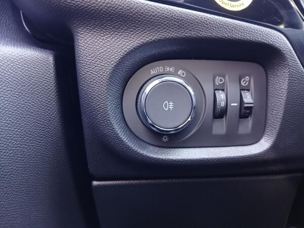 Opel Corsa-e Parkpilot,Rückfahrkamera,Lenkradheizung