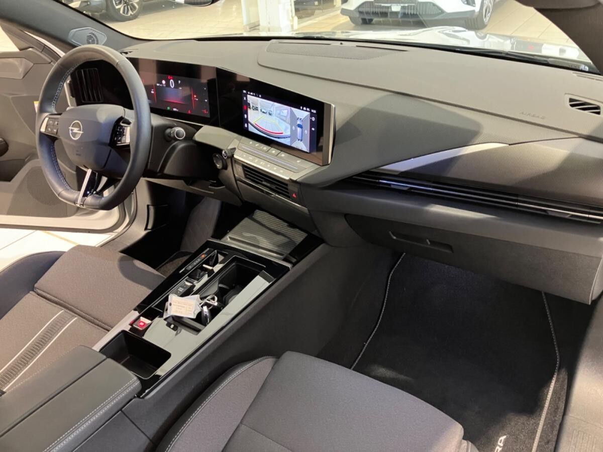 Opel Astra L ST 1.2T Navi,Parkpilot,Tempomat,RückfahrK