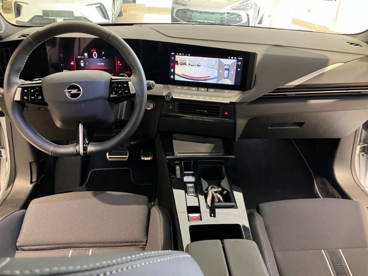 Opel Astra L ST 1.2T Navi,Parkpilot,Tempomat,RückfahrK