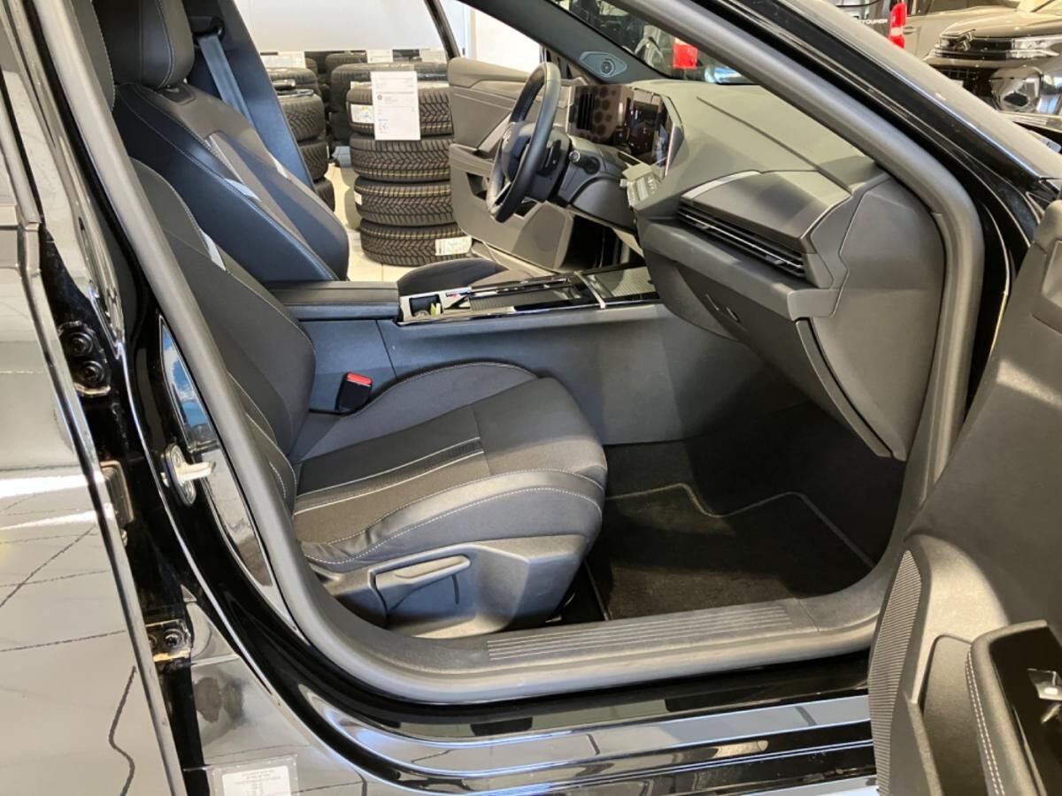 Opel Astra L ST 1.2T AHK,Navi,Tempomat,Parkpilot