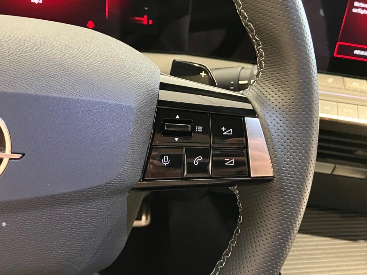 Opel Astra L ST 1.2T Navi,Parkpilot,Tempomat,RückfahrK