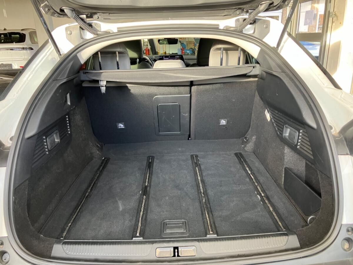 Citroën C5 X 1.2 PureTech WirelessChar,Navi,HeadUpDisplay