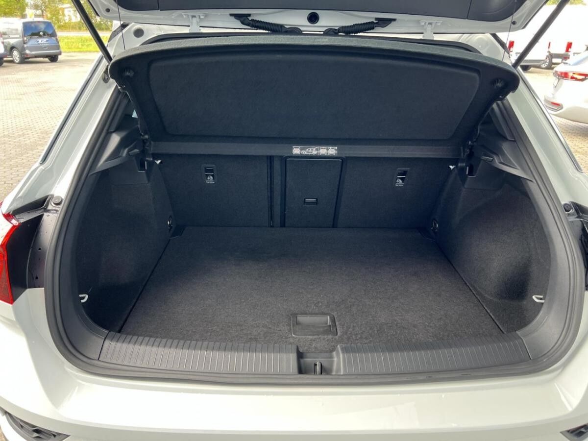 Volkswagen T-Roc 1.5 TSI Sport SHZ+NAVI+PDC+KLIMA+MFL