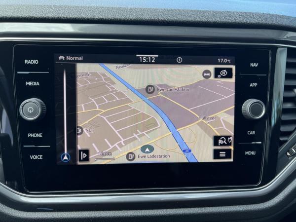 Volkswagen T-Roc 1.5 TSI Sport SHZ+NAVI+PDC+KLIMA+MFL