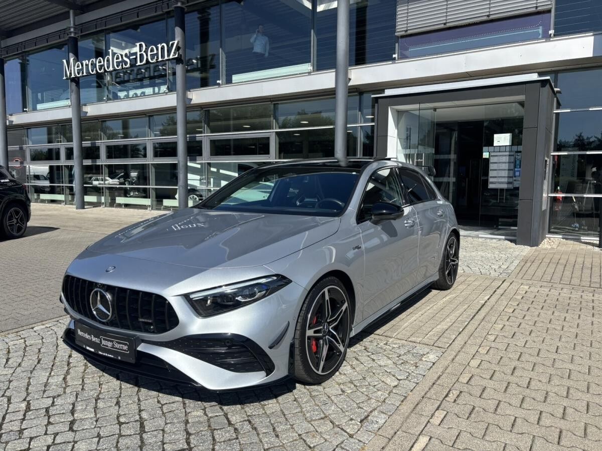 Mercedes-Benz A 35 AMG A -Klasse (BM 177) Mercedes-Benz A 35 AMG A -Klasse (BM 177)
