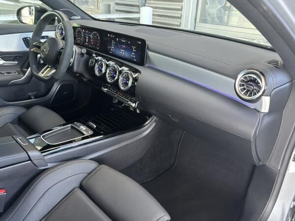 Mercedes-Benz A 35 AMG A -Klasse (BM 177)