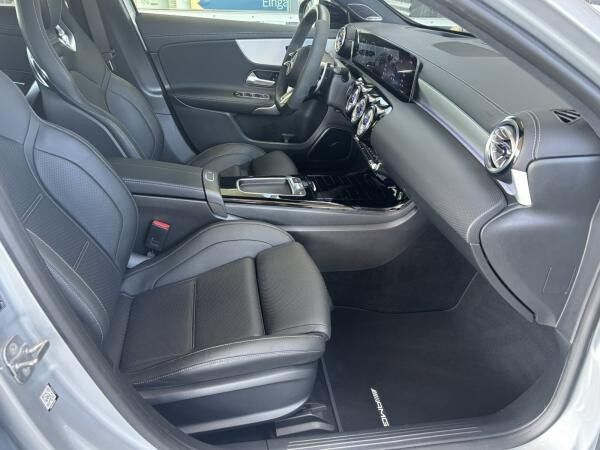 Mercedes-Benz A 35 AMG A -Klasse (BM 177)