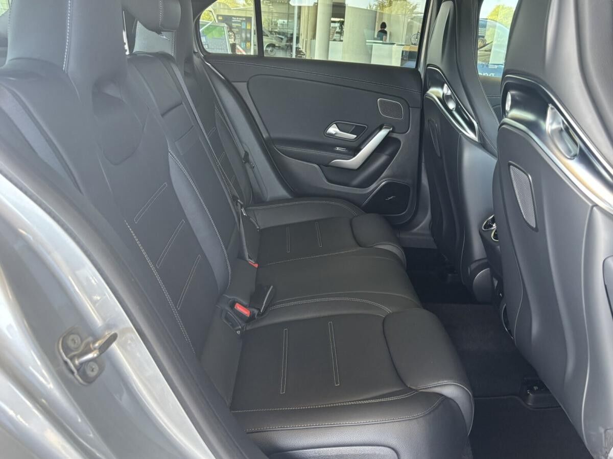 Mercedes-Benz A 35 AMG A -Klasse (BM 177) Mercedes-Benz A 35 AMG A -Klasse (BM 177)