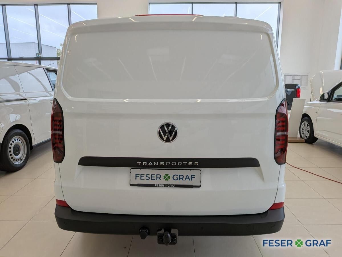Volkswagen Transporter T7 2,0 l TDI Kasten GJR AHK Holzbode