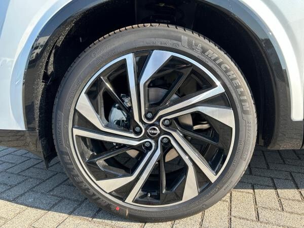 Nissan Qashqai 1.5 E-POWER  MY25 TEKNA+ MASSAGE/205PS/PANO/BOSE
