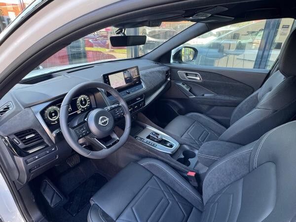 Nissan Qashqai 1.5 VC-T E-POWER N-DESIGN - ALCANTARA/20ZOLL/SOFORT