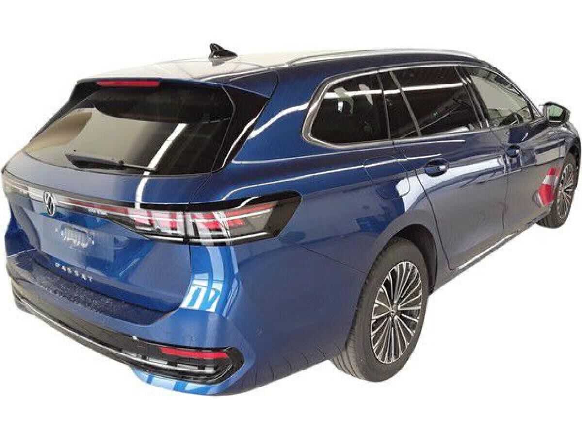 Volkswagen Passat Variant ELEGANCE 2.0TDI DSG ACC.5J-G.AHK.KAMERA.NAVI+VC.HUD.LED.DCC.LKRD-HZG