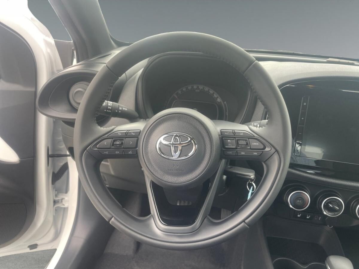 Toyota Aygo X Automatik für Pflege+Medizin inkl. Wartung