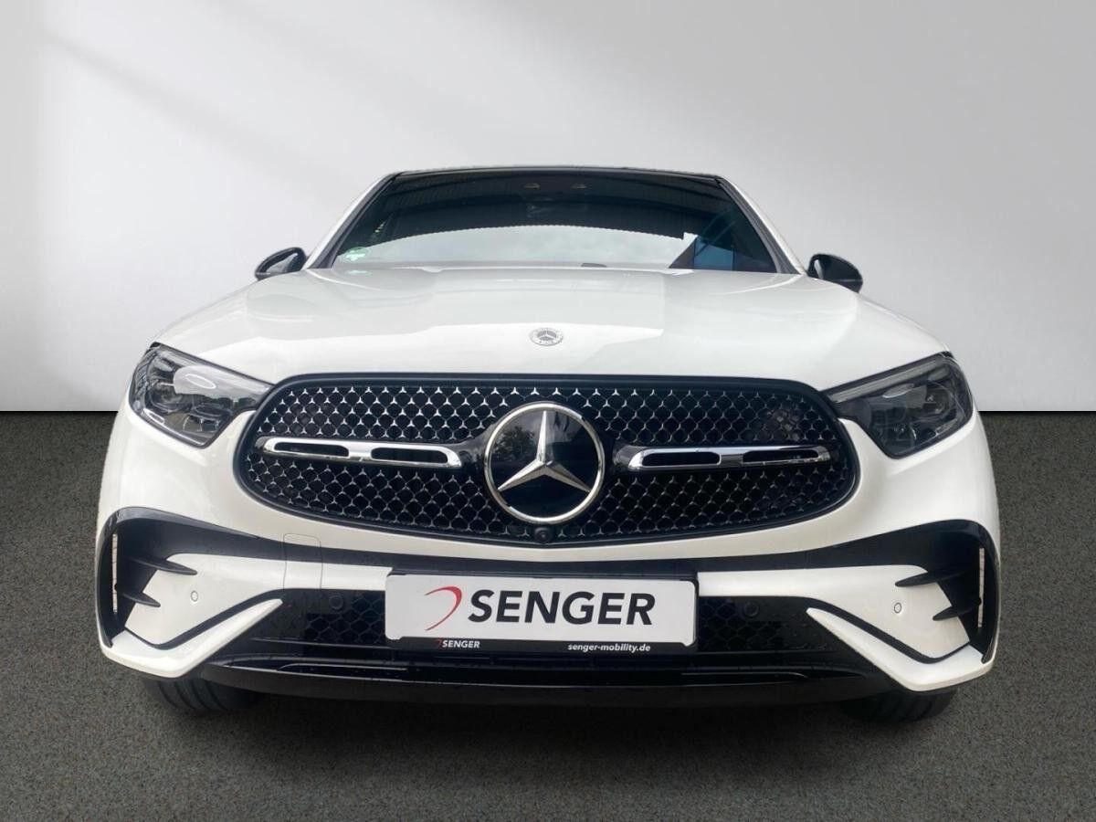 Mercedes-Benz GLC 200 4M Coupe AMG Panorama 360°-Kamera AHK