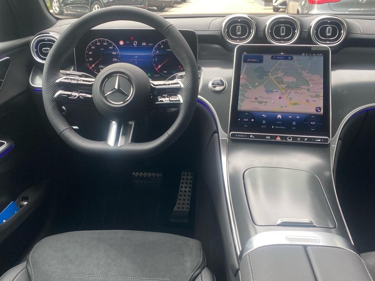 Mercedes-Benz GLC 200 4M Coupe AMG Panorama 360°-Kamera AHK