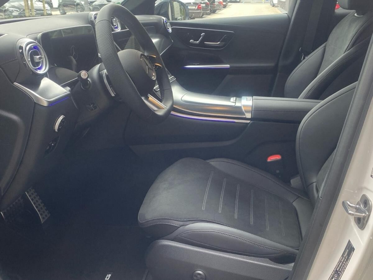 Mercedes-Benz GLC 200 4M Coupe AMG Panorama 360°-Kamera AHK