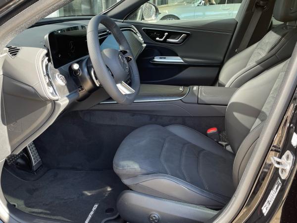 Mercedes-Benz E 200 d AMG DigitalLight Panorama Distronic AHK