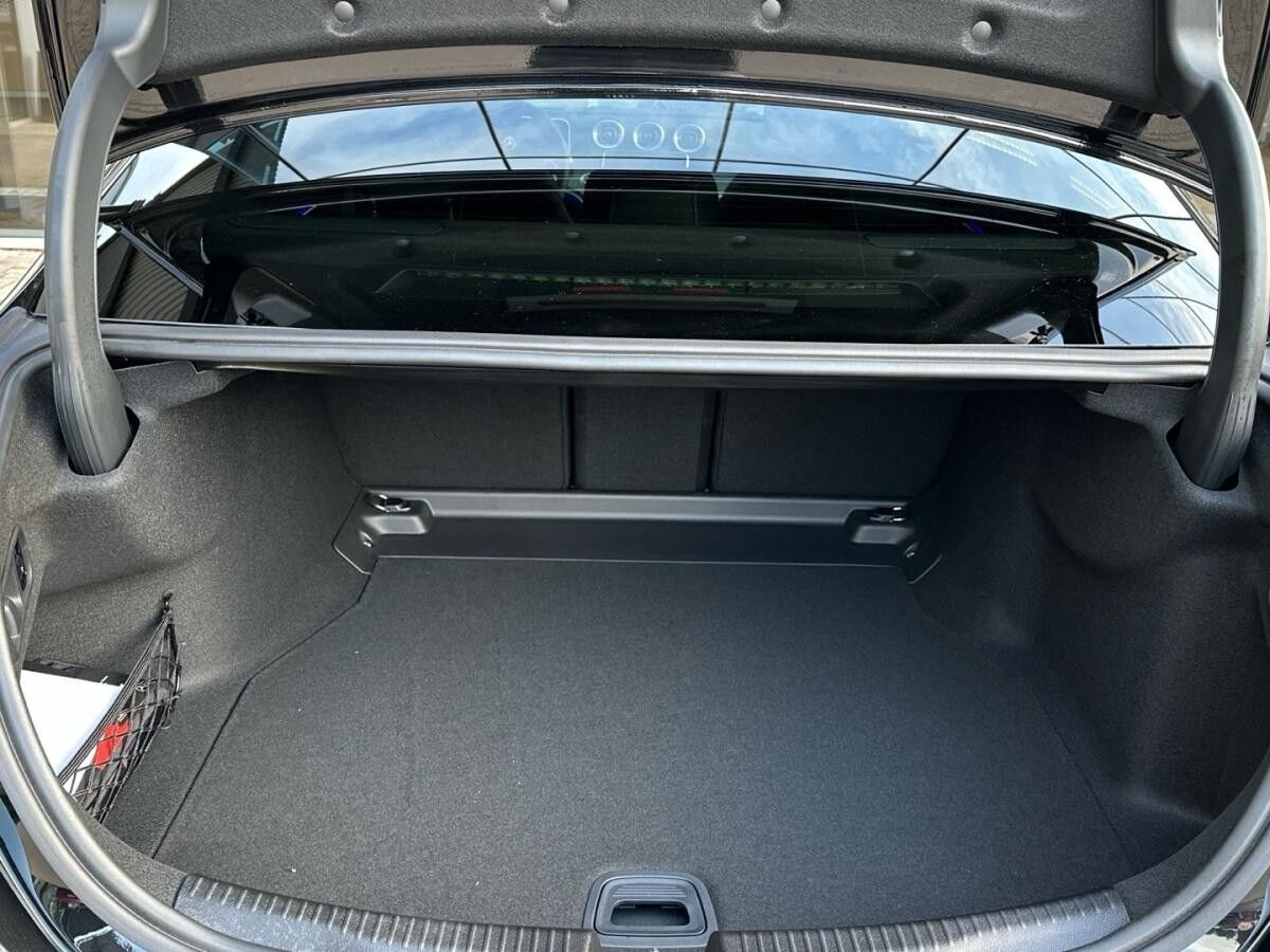 Mercedes-Benz C 43 AMG 4M DigitalLight HeadUp Pano Burmester