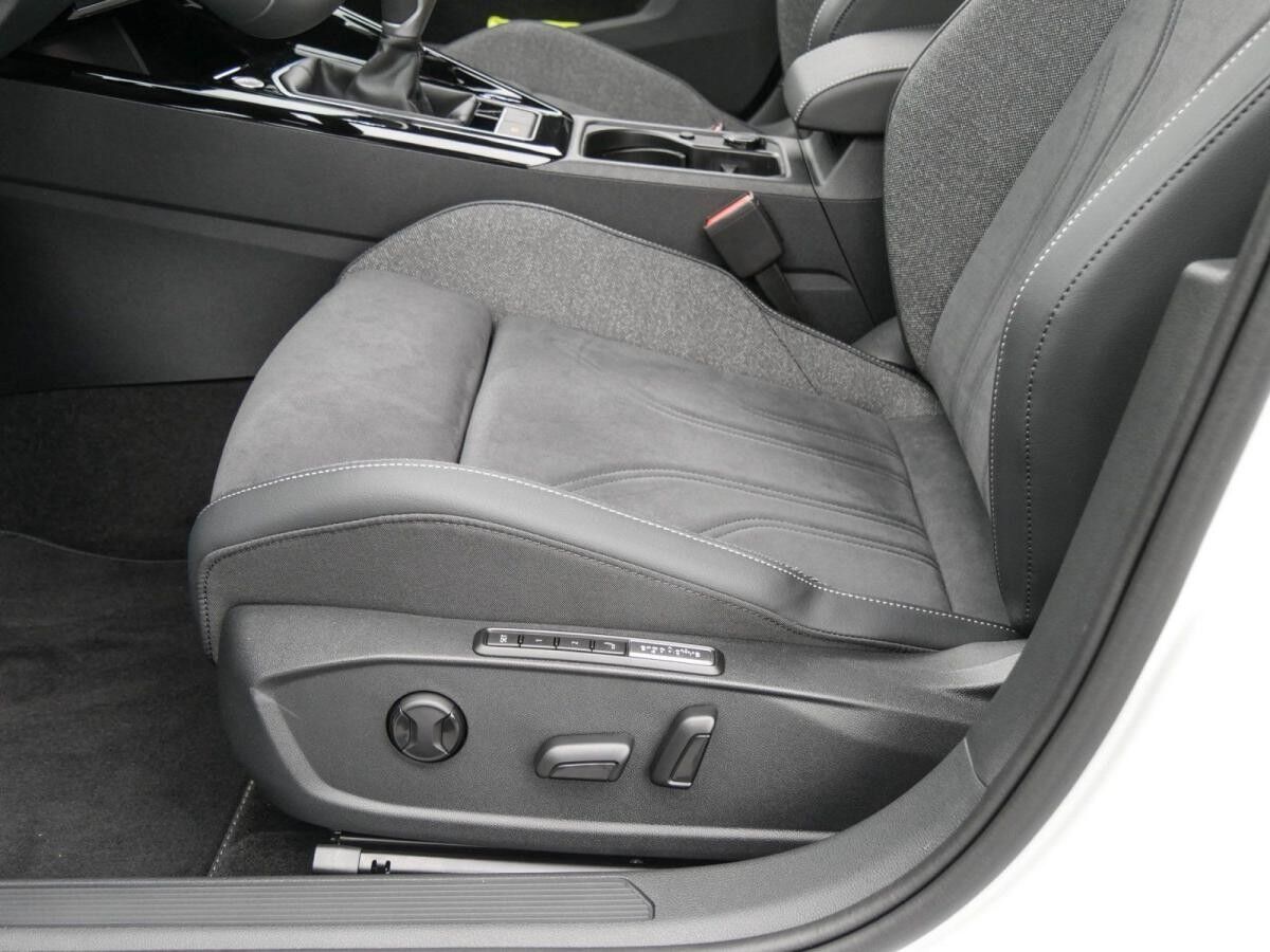 Volkswagen Golf Style 1,5 l TSI OPF 6-Gang