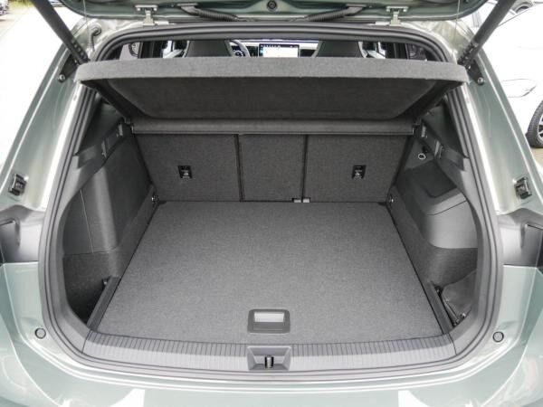Volkswagen Tiguan R-Line 1,5 l eHybrid OPF / 6-Gang-Doppelkupplungsgetriebe DSG