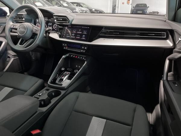 Audi A3 Sportback 30 TFSI advanced S tronic NAVI/LED
